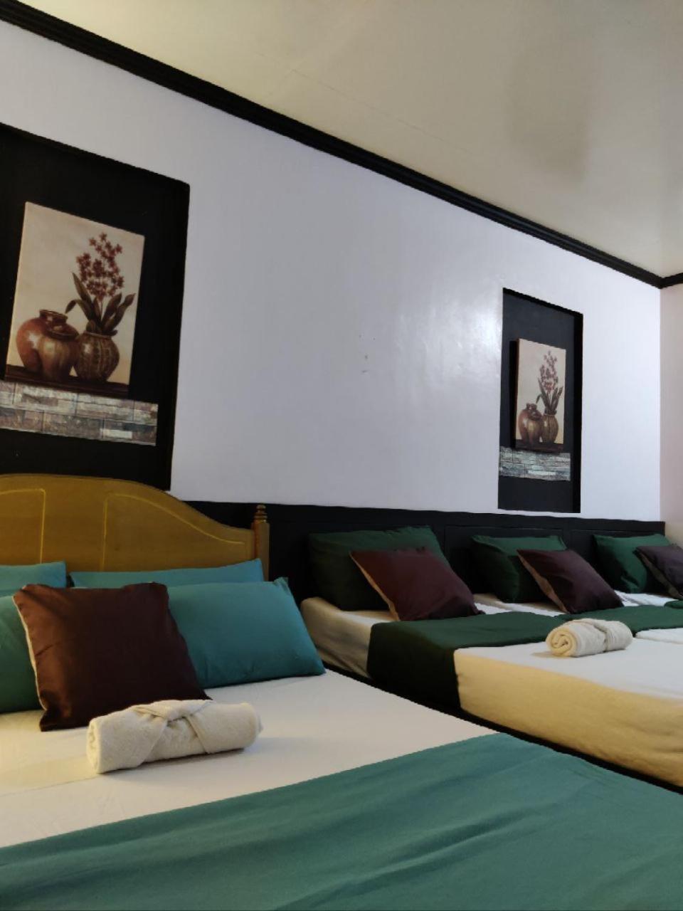 Center Parkway Pension House Kalibo Bagian luar foto
