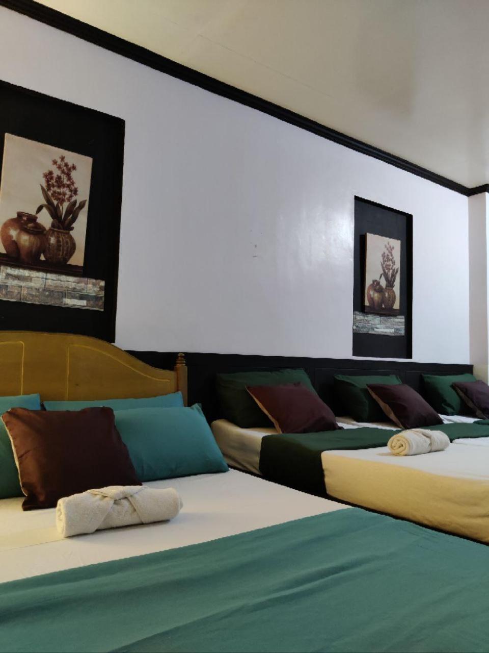Center Parkway Pension House Kalibo Bagian luar foto