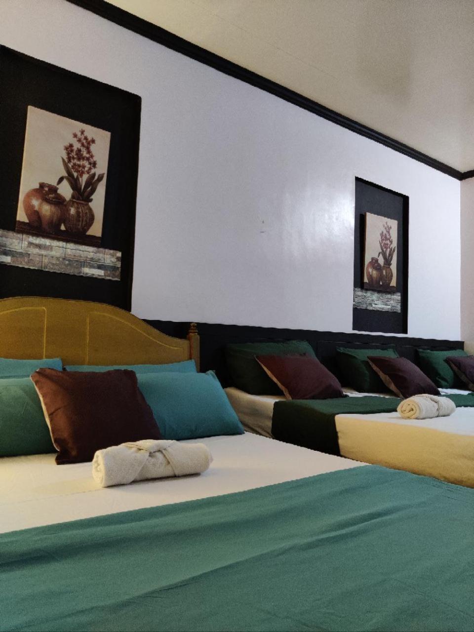 Center Parkway Pension House Kalibo Bagian luar foto