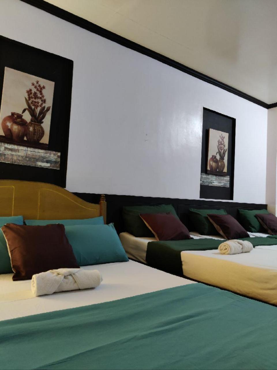Center Parkway Pension House Kalibo Bagian luar foto